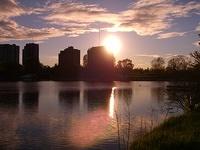 hogs back sun over water